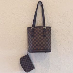 Louis Vuitton Damier Bucket Bag